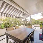 Le Cap St-charles - Spacieux Dernier Etage - Terrasses - Climatisation - Parking 아파트 *