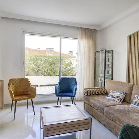 Le Cap St-charles - Spacieux Dernier Etage - Terrasses - Climatisation - Parking Apartment