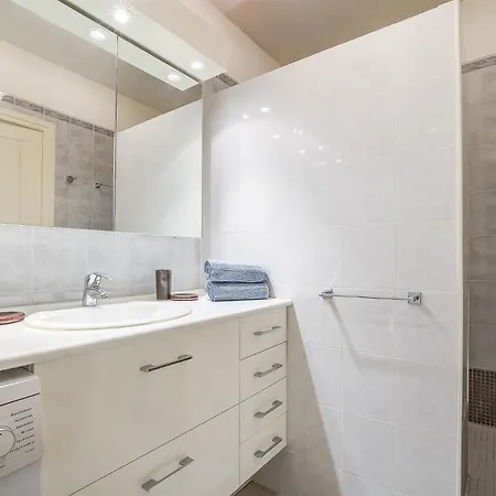 Le Cap St-charles - Spacieux Dernier étage - Terrasses - Climatisation - Parking * Juan-les-Pins