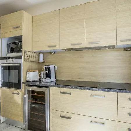 Le Cap St-charles - Spacieux Dernier Etage - Terrasses - Climatisation - Parking