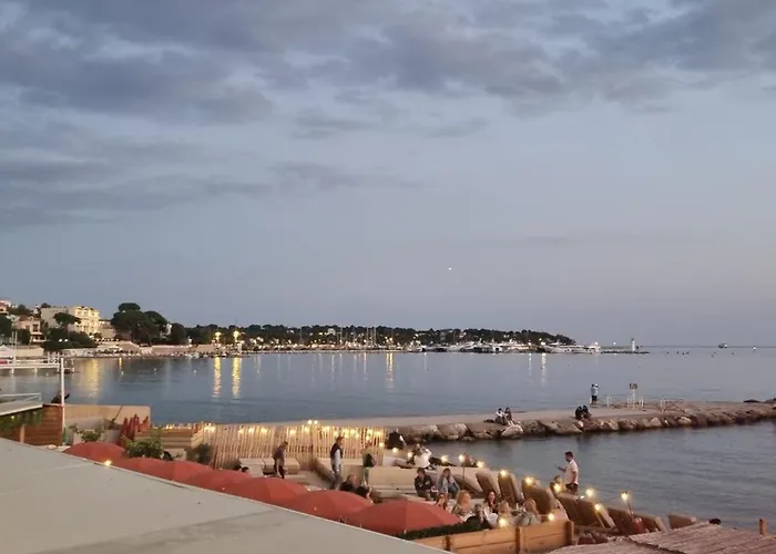 Le Cap St-charles - Spacieux Dernier étage - Terrasses - Climatisation - Parking Juan-les-Pins