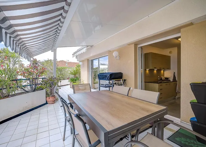 Le Cap St-charles - Spacieux Dernier étage - Terrasses - Climatisation - Parking Appartamento