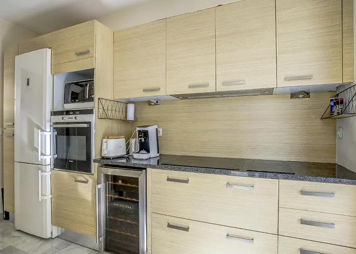 Le Cap St-charles - Spacieux Dernier étage - Terrasses - Climatisation - Parking