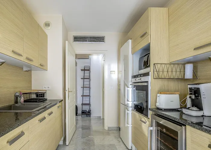 Le Cap St-charles - Spacieux Dernier étage - Terrasses - Climatisation - Parking Appartamento *