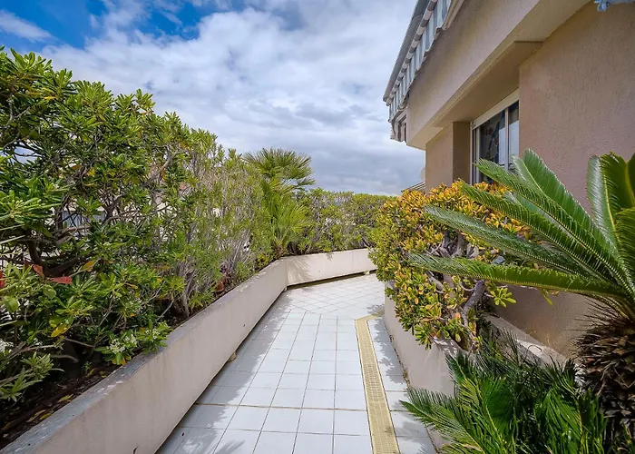 Le Cap St-charles - Spacieux Dernier étage - Terrasses - Climatisation - Parking * Juan-les-Pins